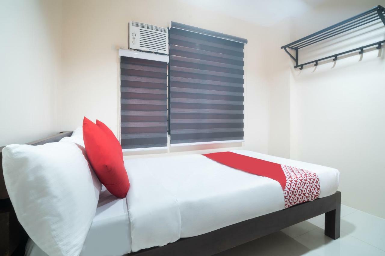Oyo 199 Solange Apartelle Davao Exterior foto
