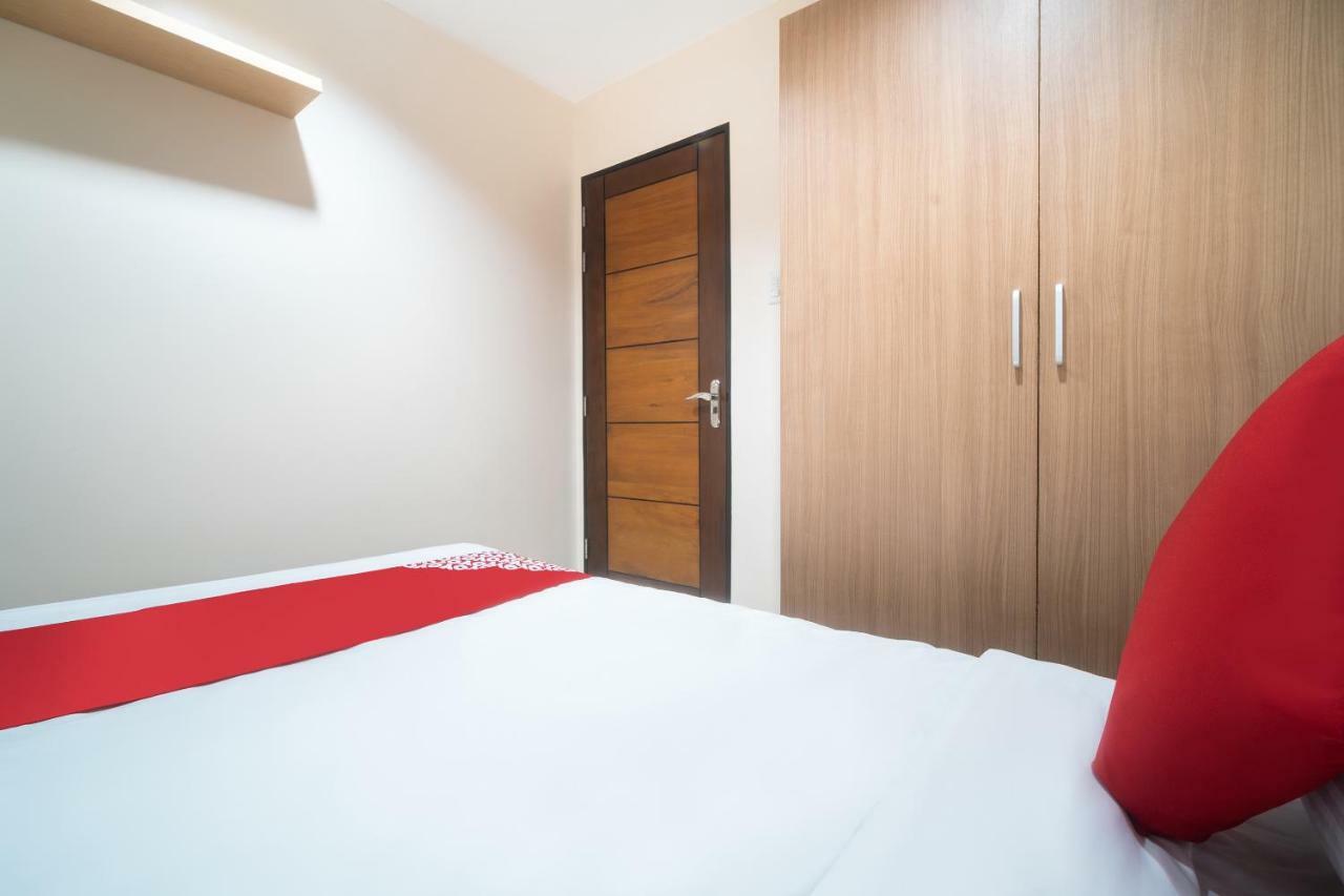 Oyo 199 Solange Apartelle Davao Exterior foto